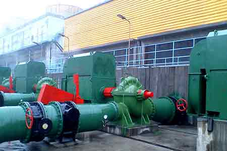 KPS系列單級(jí)雙吸離心泵在巴陵石化使用現(xiàn)場(chǎng)