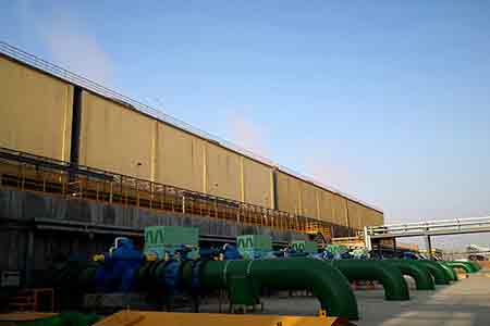 KPS系列單級雙吸離心泵在河南心連心化學工業(yè)集團股份有限公司使用現場